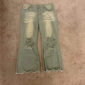 Distressed Olive Green Wide-Leg Women's Jeans